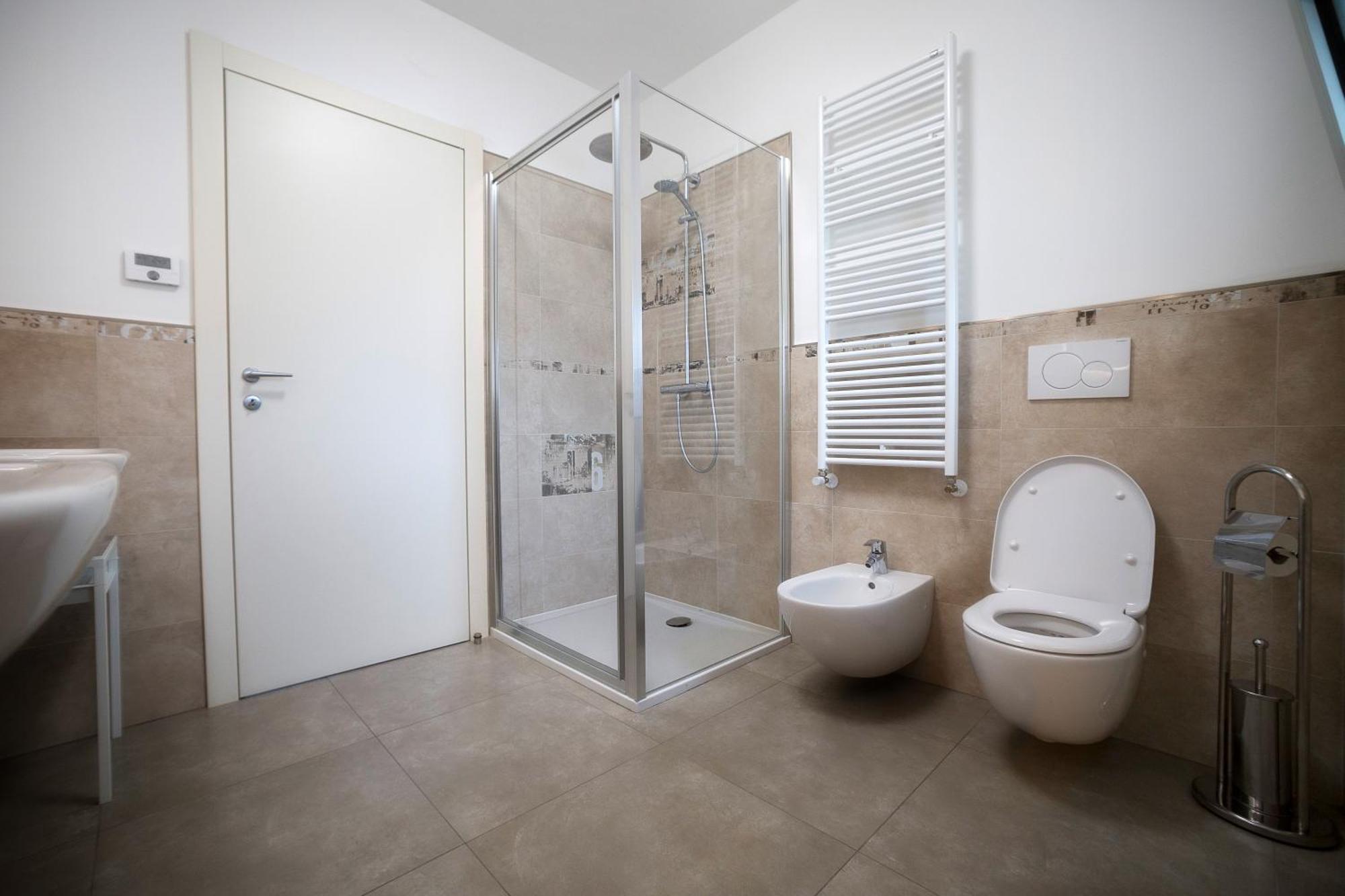 Lakefront Home Residenza Il Gallo In Riva Al Lago Pisogne Exterior foto